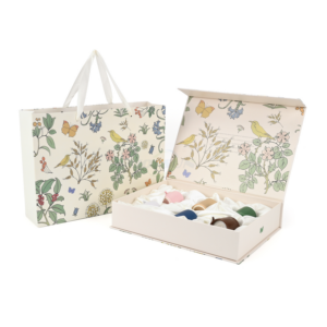 wholesale custom printed handmade luxury package magnetic satin insert lined gift box paper packaging for candles